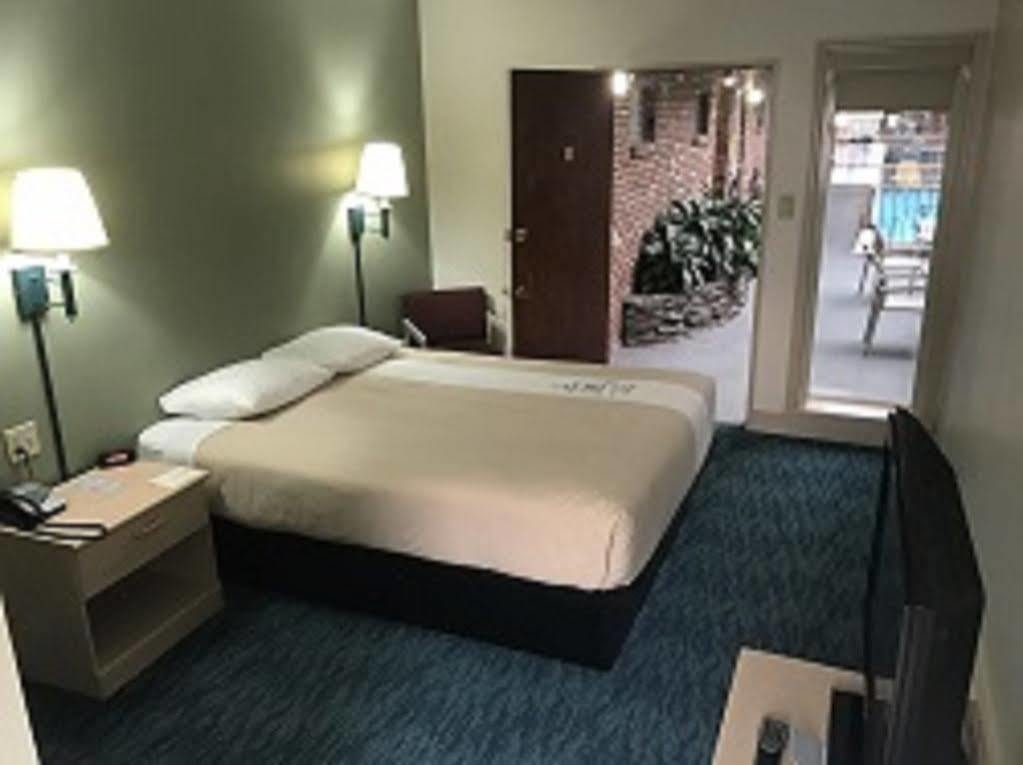 Bluebird Spa City Motor Lodge Saratoga Springs Exterior foto